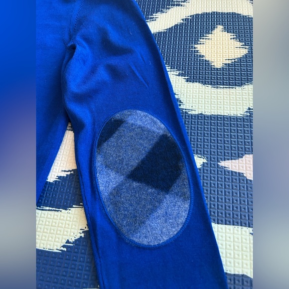 SALE! Burberry Women’s Sweater Size Small, Loving Kindness Everyday - Picture 14 of 16